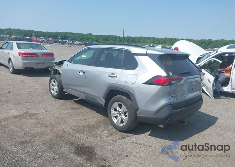 2021 Toyota Rav4 Hybrid Xle z USA, uszkodzony, nr VIN 4T3RWRFV7MU043264